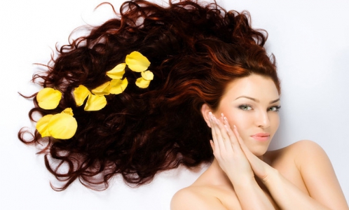 6 bí quyết chăm sóc tóc uốn xoăn đúng cách và hiệu quả nhất